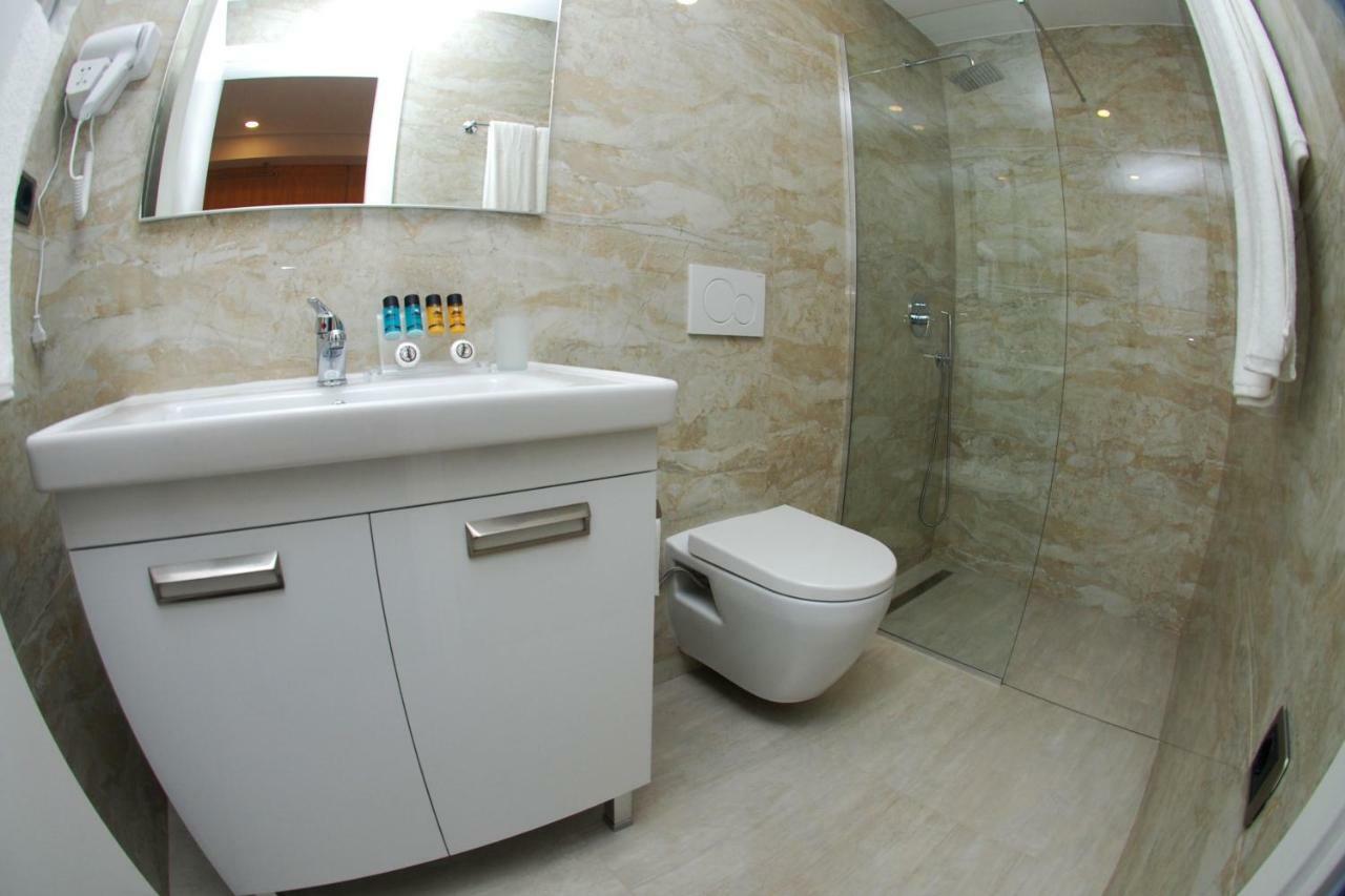 Hotel Ramo Saranda Sarandë Exterior foto